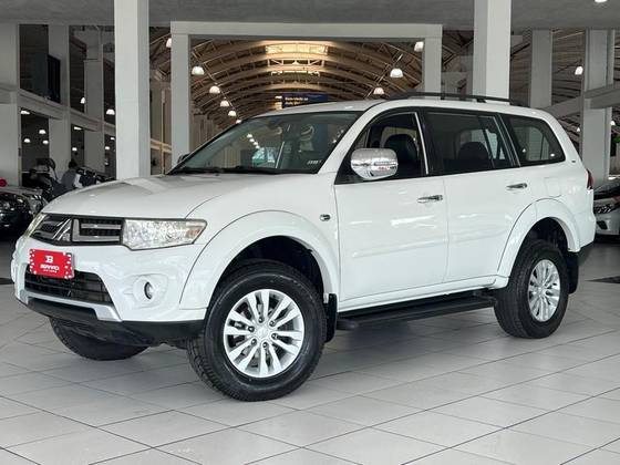 MITSUBISHI PAJERO DAKAR 3.5 HPE 7 LUGARES 4X4 V6 24V FLEX 4P AUTOMÁTICO